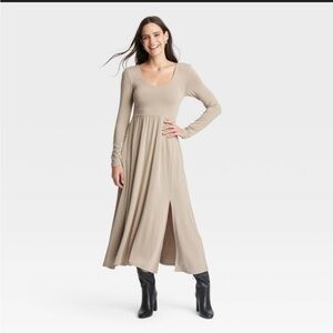 NWT 💕A New Day Cream Maxi Dress Long Sleeve Scoop Neck size L